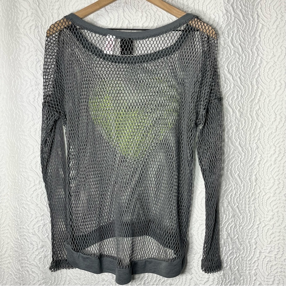 Vintage Y2K Hard Candy Oversized Gray Fishnet Mesh Neon Green Heart Top L - Picture 2 of 3